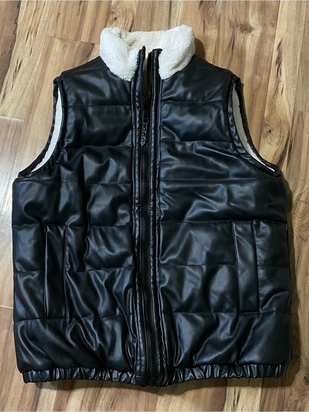 Rebecca Minkoff Reversible Vegan Leather Sherpa Puffer Vest Black Size XL